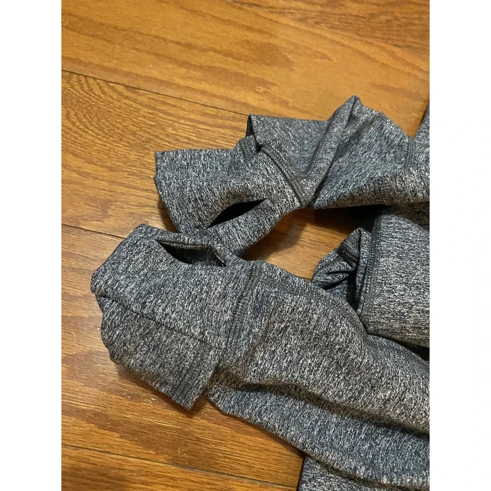 Lululemon Define Vented Thumb Holes Jacket Size 10 Full Zip Gray Black Excellent